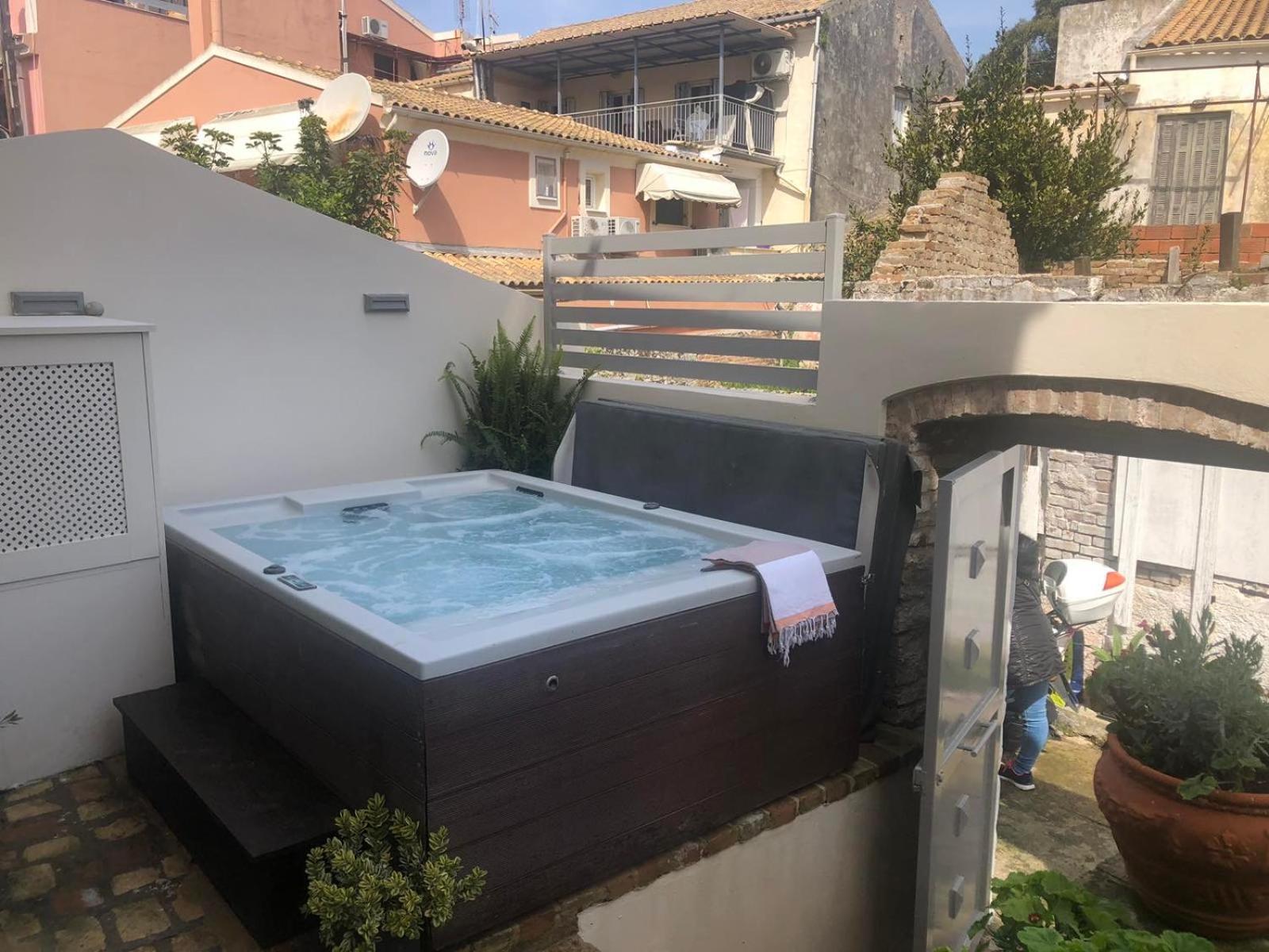 Anemomilos Jacuzzi Suite Corfu  Exteriör bild