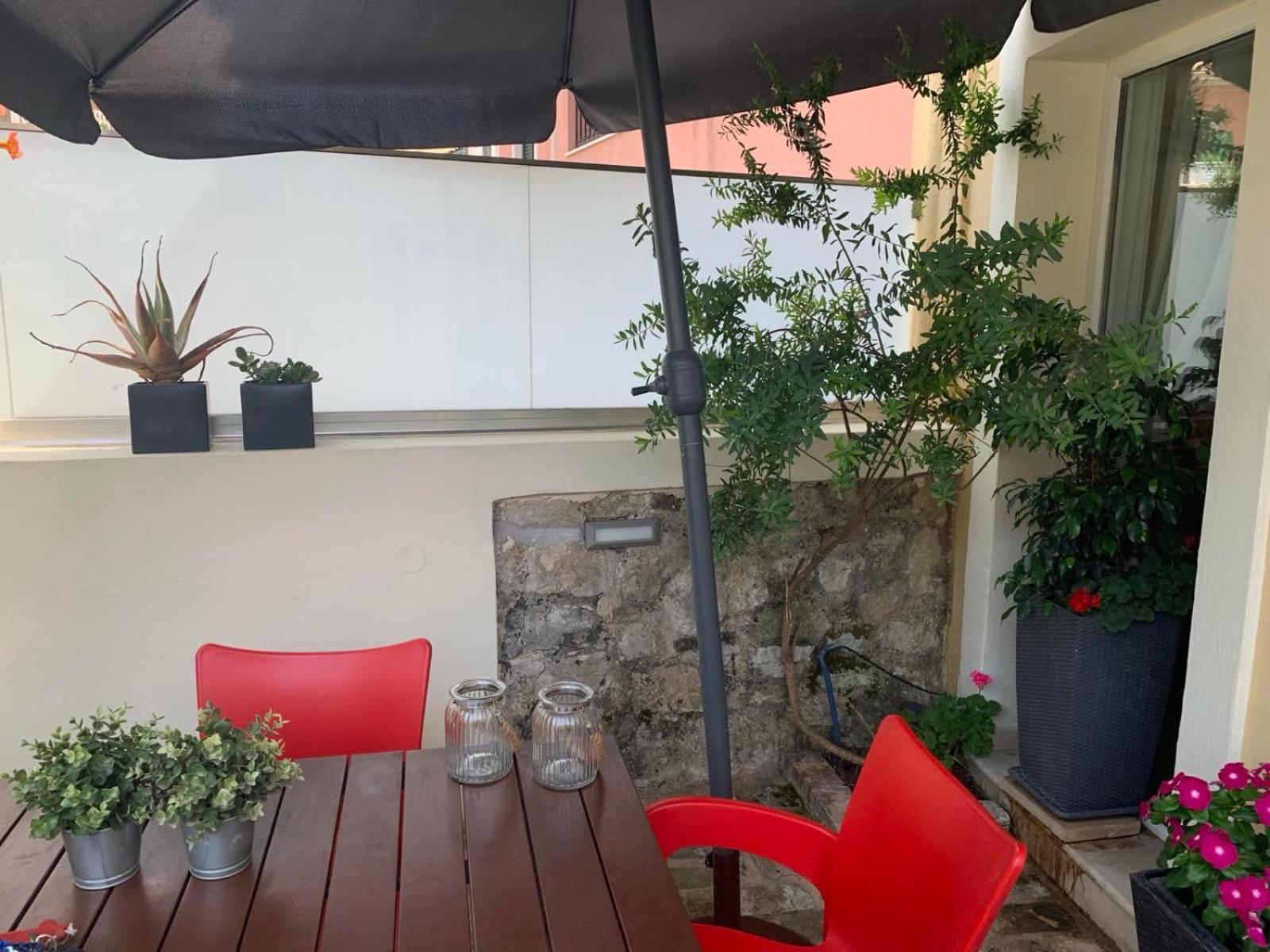 Anemomilos Jacuzzi Suite Corfu  Exteriör bild