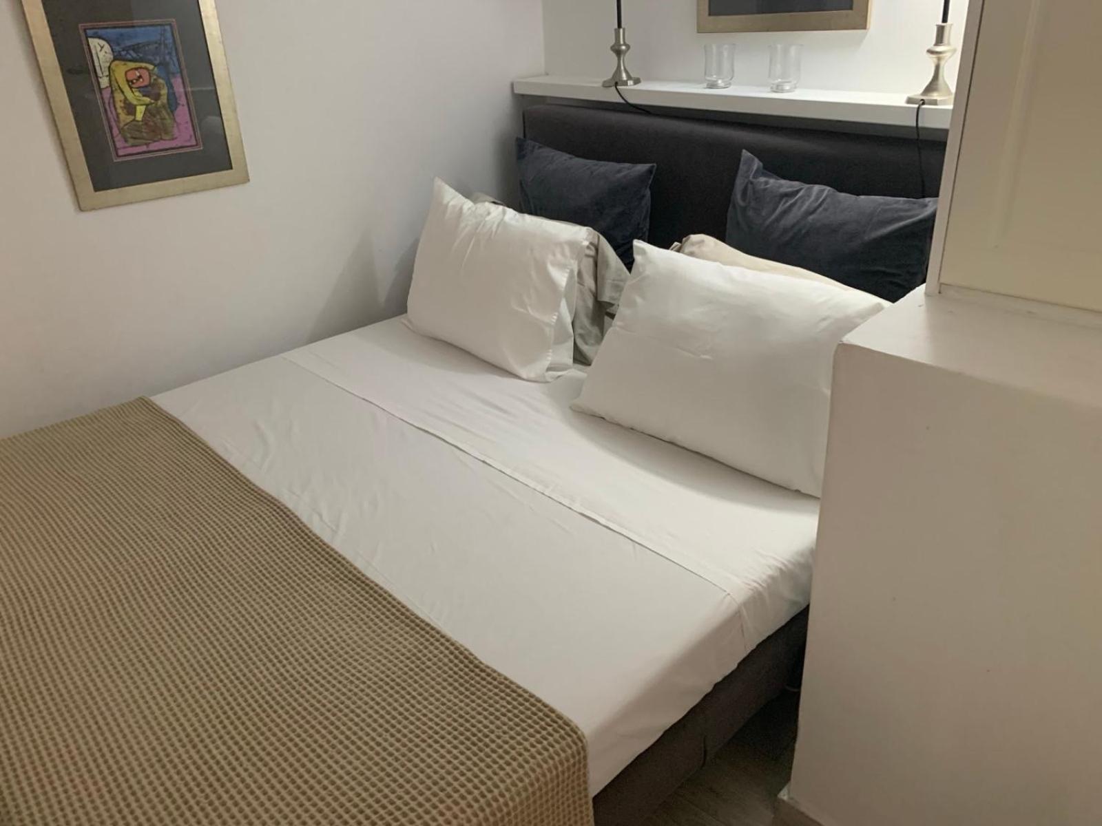 Anemomilos Jacuzzi Suite Corfu  Exteriör bild