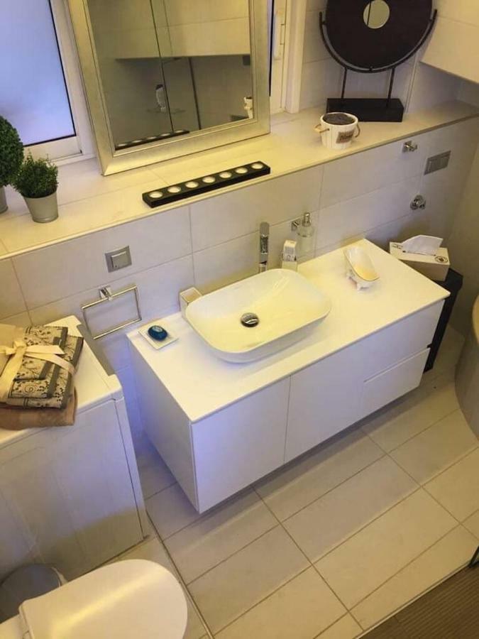 Anemomilos Jacuzzi Suite Corfu  Exteriör bild