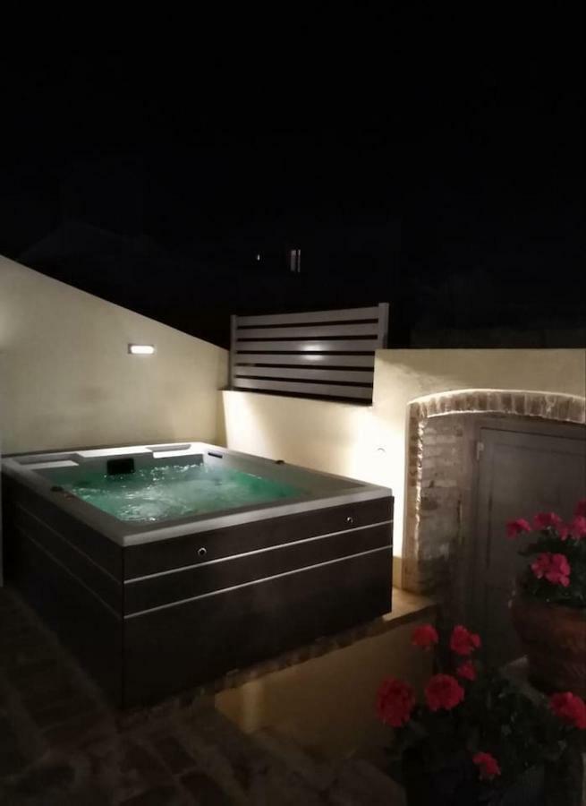 Anemomilos Jacuzzi Suite Corfu  Exteriör bild