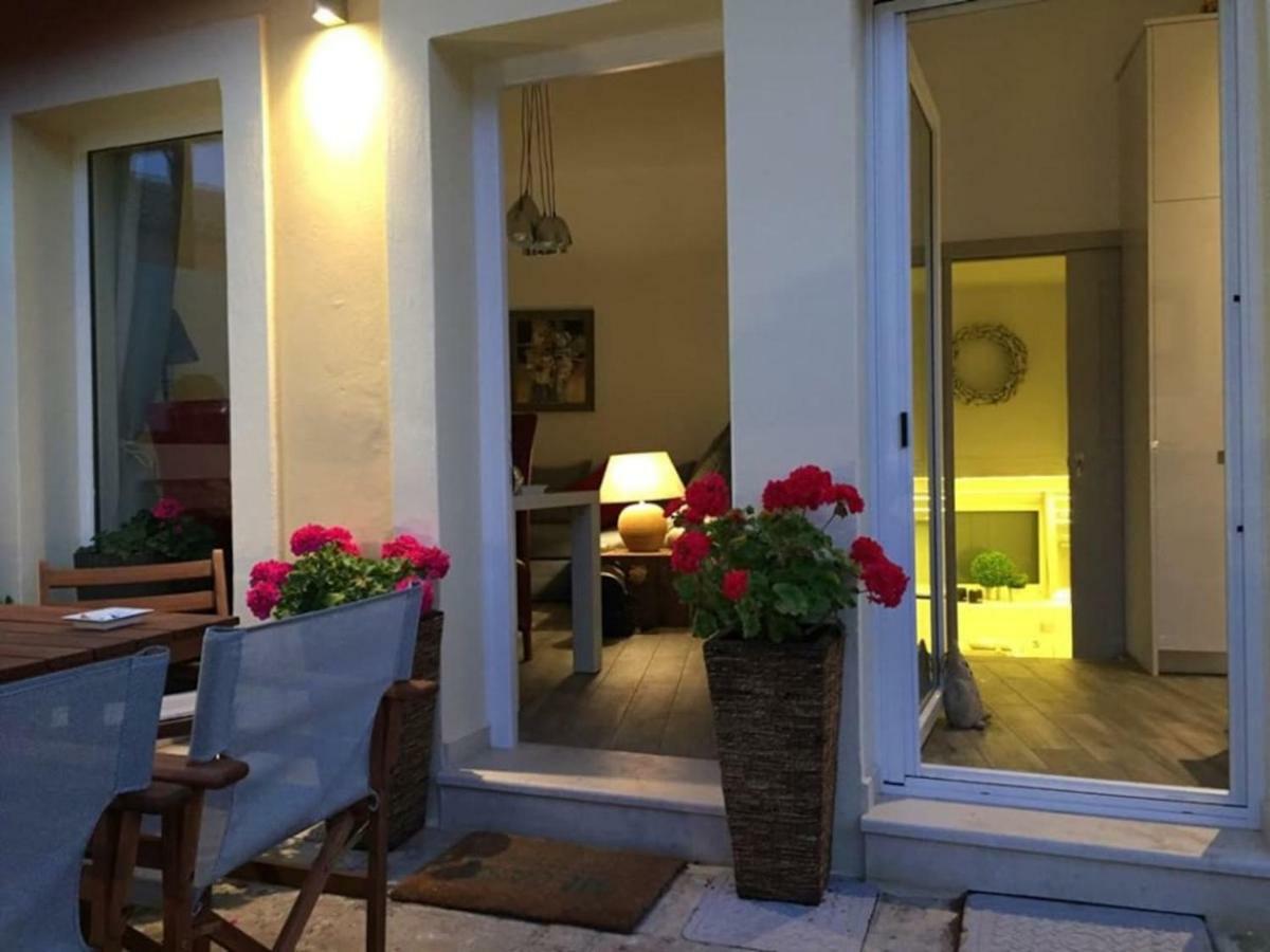 Anemomilos Jacuzzi Suite Corfu  Exteriör bild
