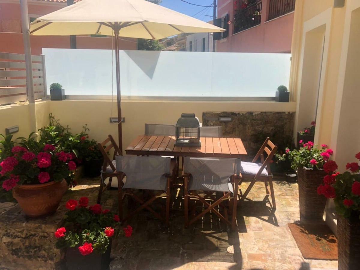 Anemomilos Jacuzzi Suite Corfu  Exteriör bild