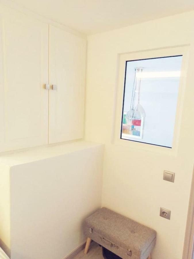 Anemomilos Jacuzzi Suite Corfu  Exteriör bild